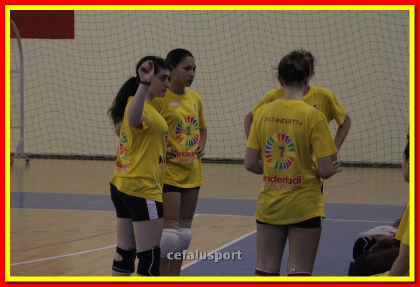 140430 volley 321_tn.jpg